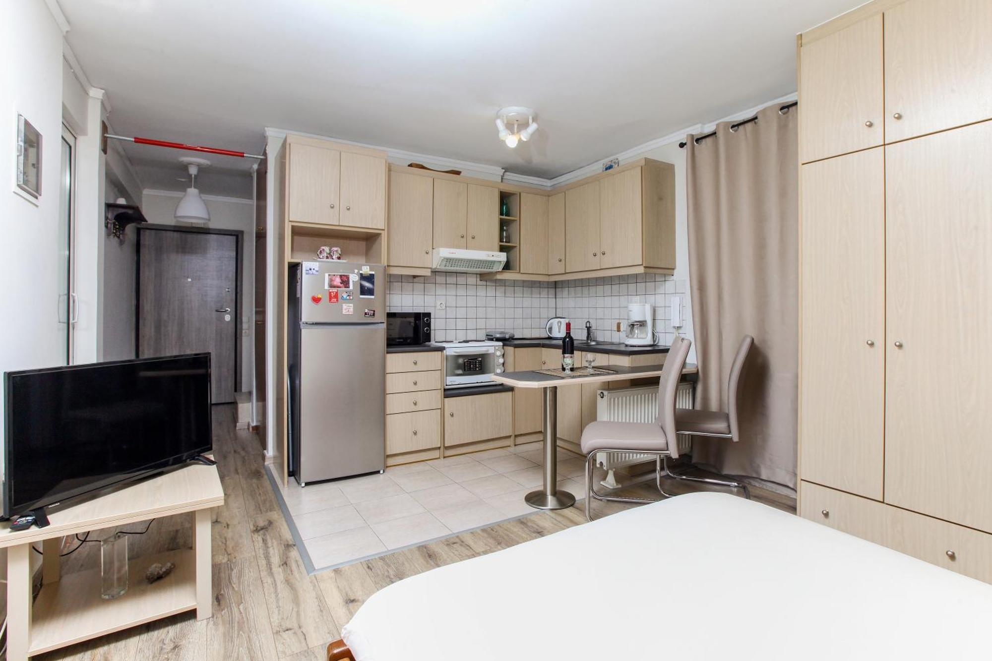 Loft Condo Next To Metro Station. Amazing View! เอเธนส์ ภายนอก รูปภาพ